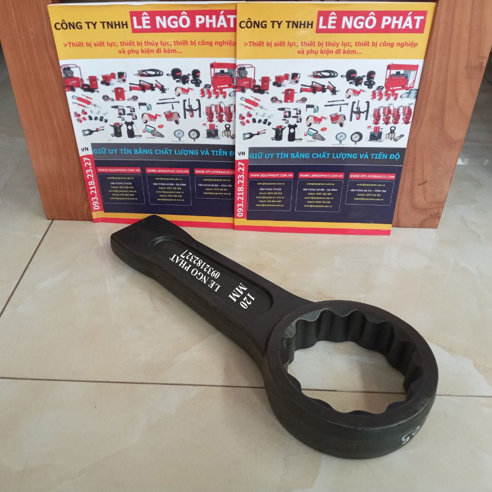 Vòng đóng 120mm, Cờ lê đóng 120mm