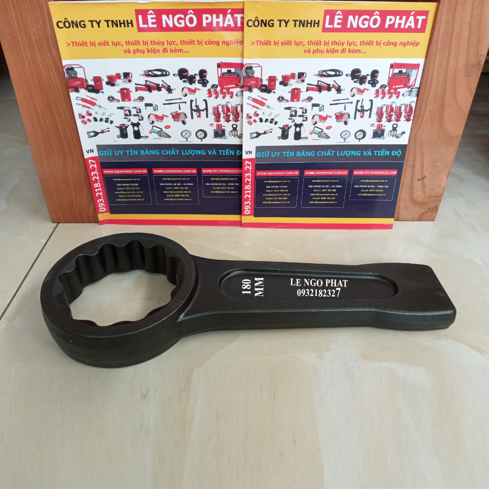 Vòng đóng 180mm, Cờ lê đóng 180mm