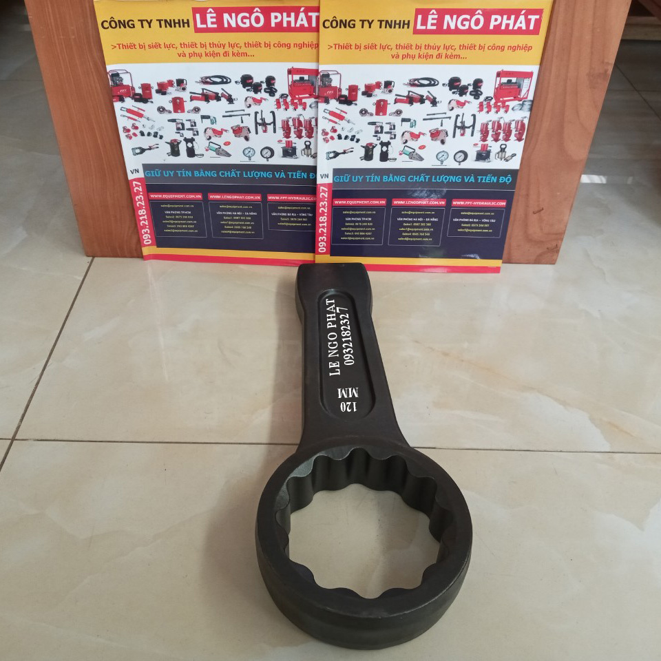 Vòng đóng 120mm, Cờ lê đóng 120mm