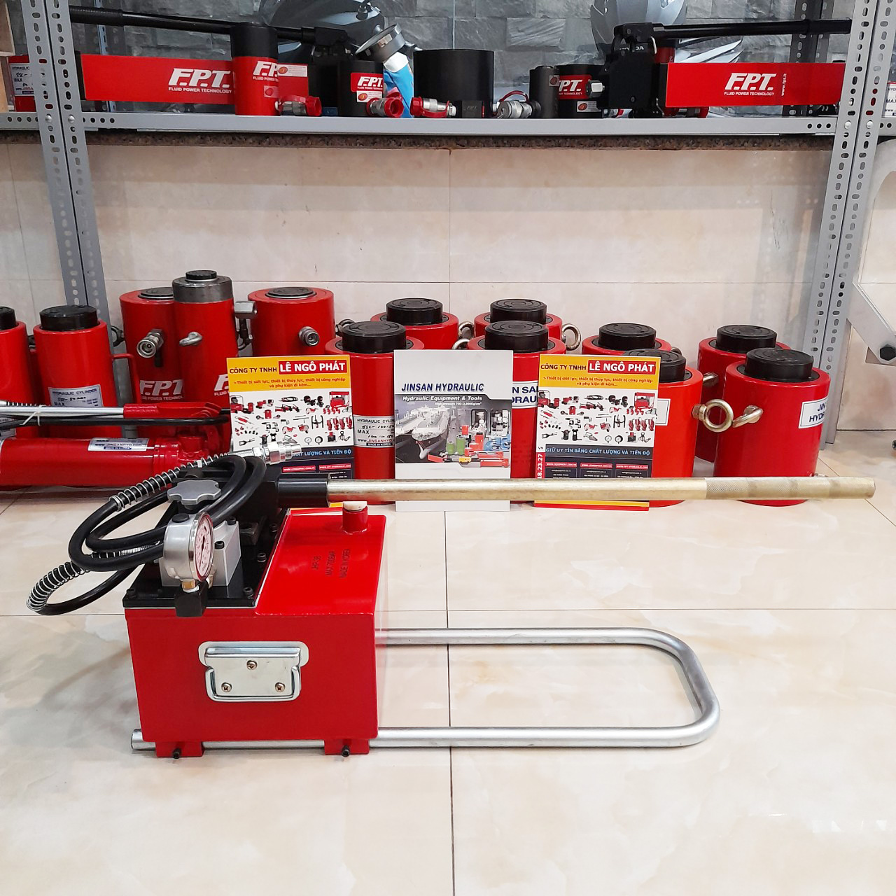JHP-3B, Bơm tay thủy lực 700 bar, 10 lít