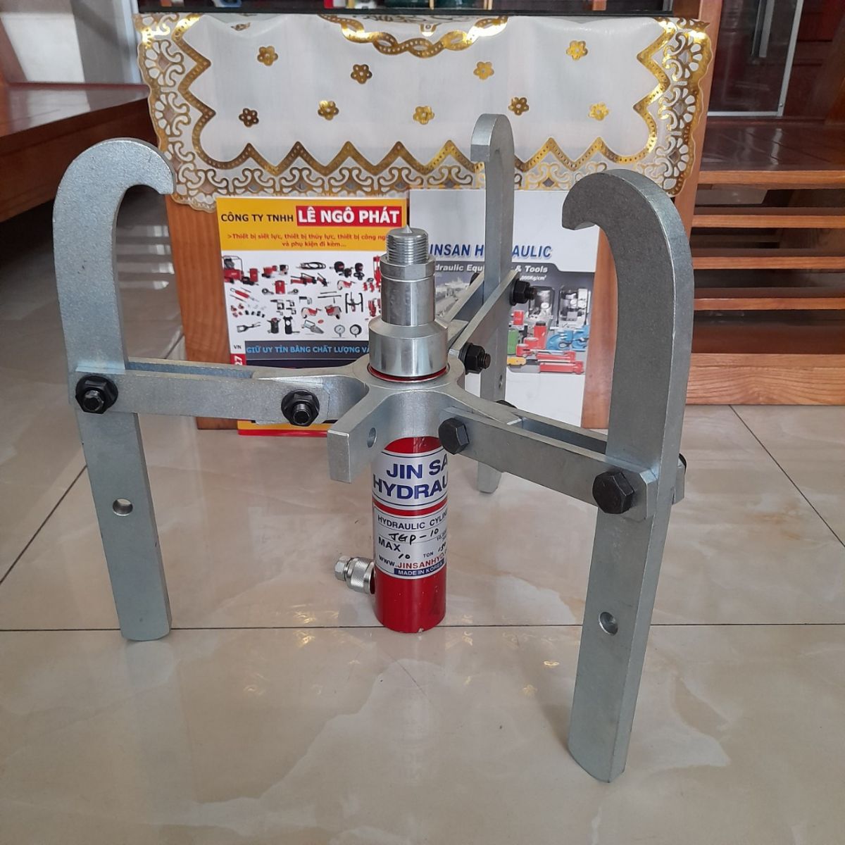 Cảo thủy lực 10 tấn JGP-10